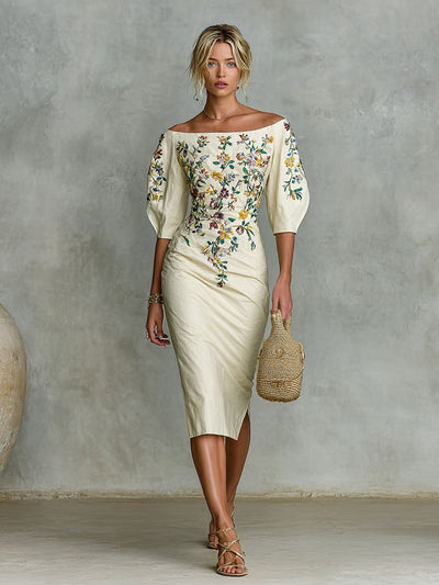 Jayna | Sukienka o średniej długości z haftem kwiatowym